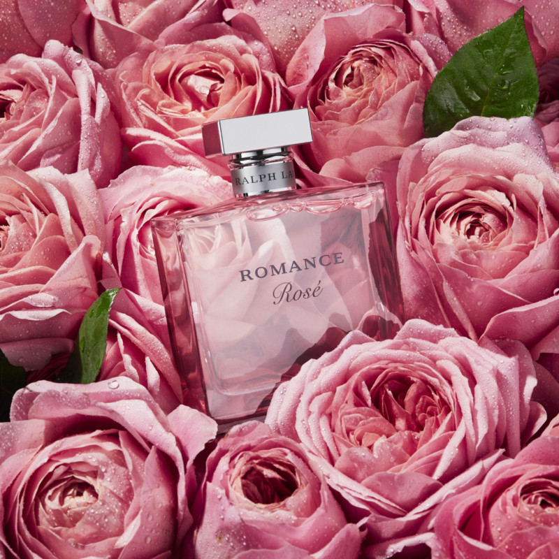 romance rose perfume reviews